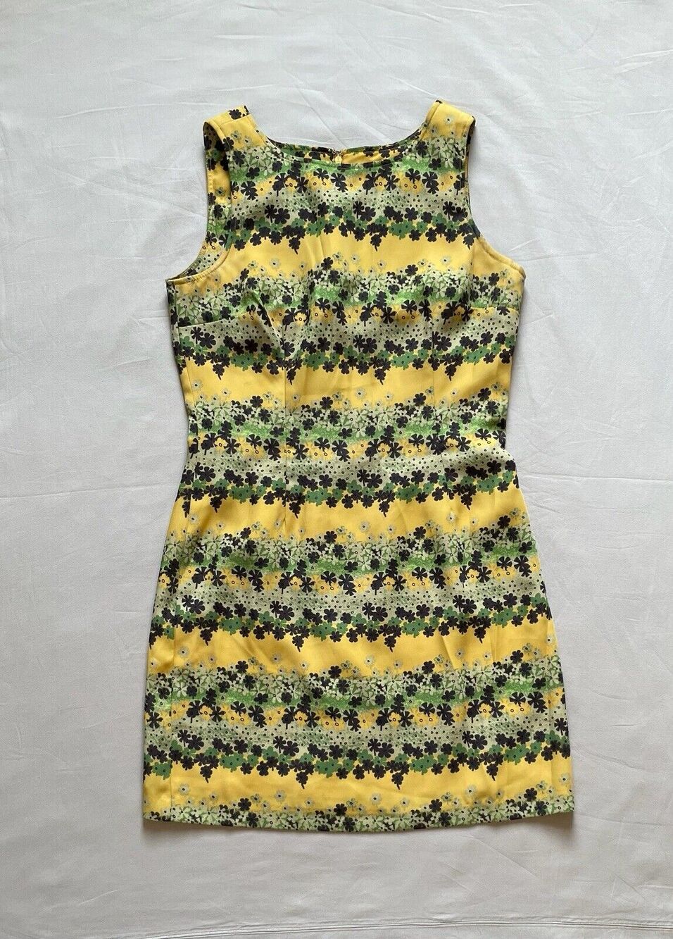 Vintage 90s Guess Yellow Green Floral Print Sleeveless Sheath Mini Dress Size 9